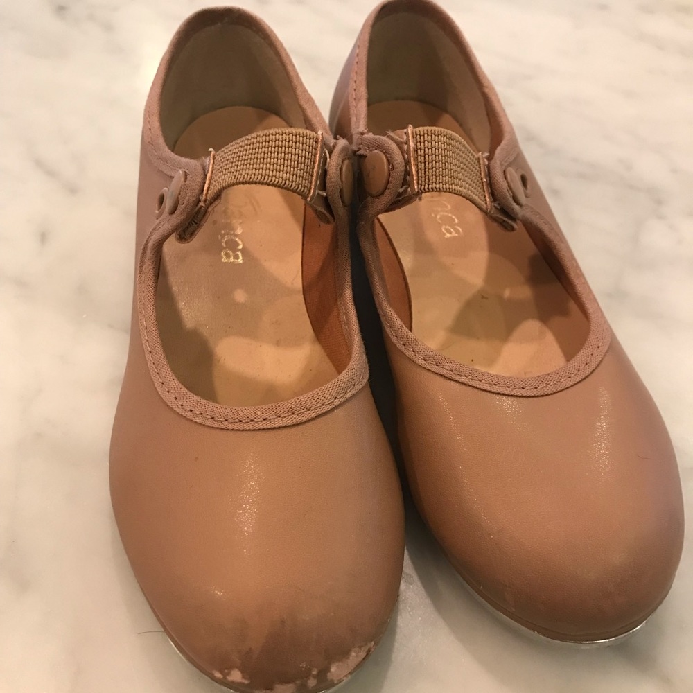 So Danca girls size 10 1/2 tan tap shoes
